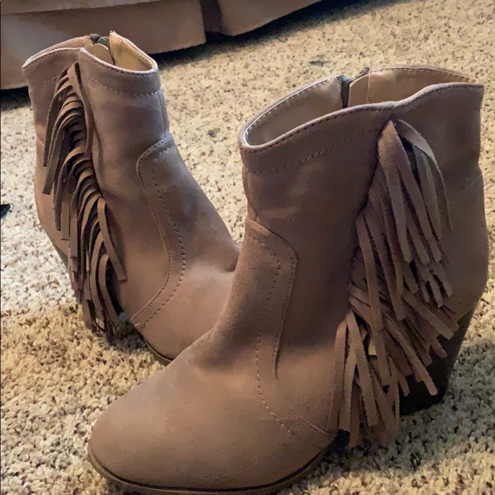 Front ankle booties